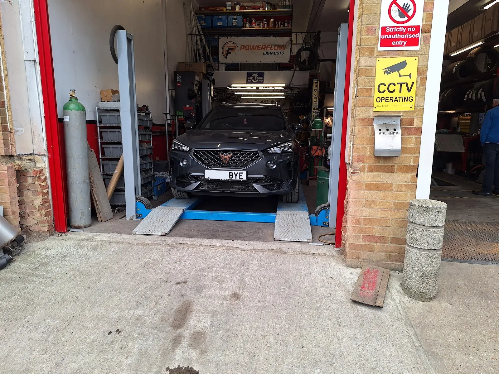 The South London Garage, London